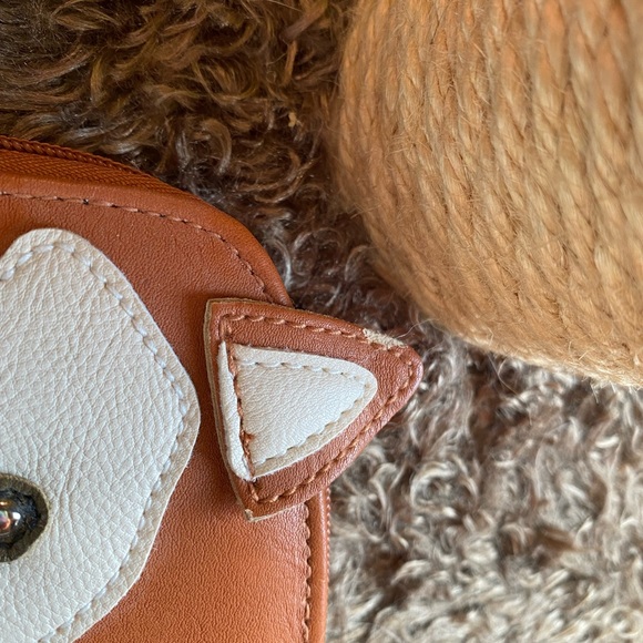 Cute fox wristlet! New with tags! - Picture 2 of 3